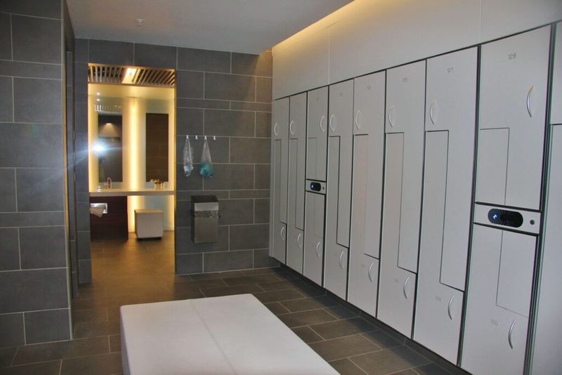 Vật liệu locker cao cấp