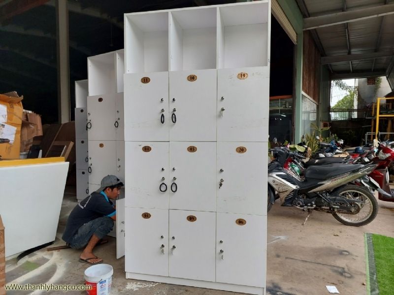 Tủ Locker MFC 8 Tủ locker kết hợp bàn làm việc